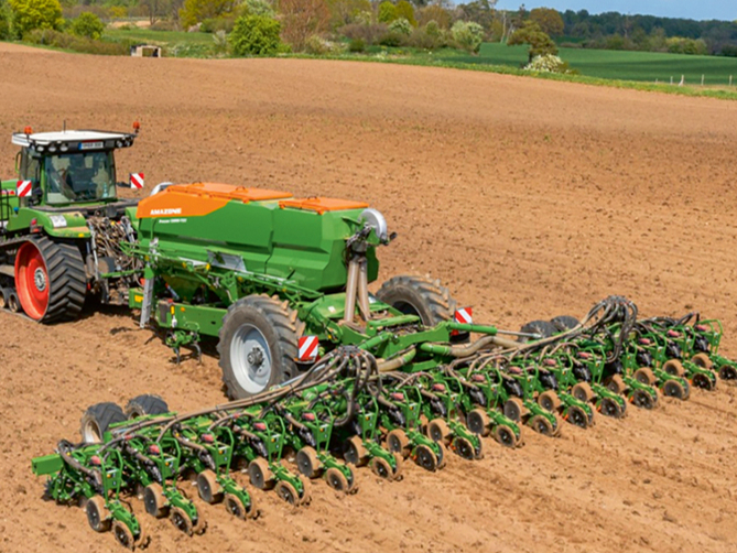 'Amazone Precea' sējmašīna.