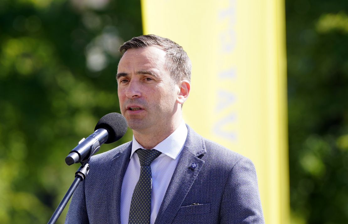 Atklāts Dailes teātra skvērs. Mārtiņš Staķis. 