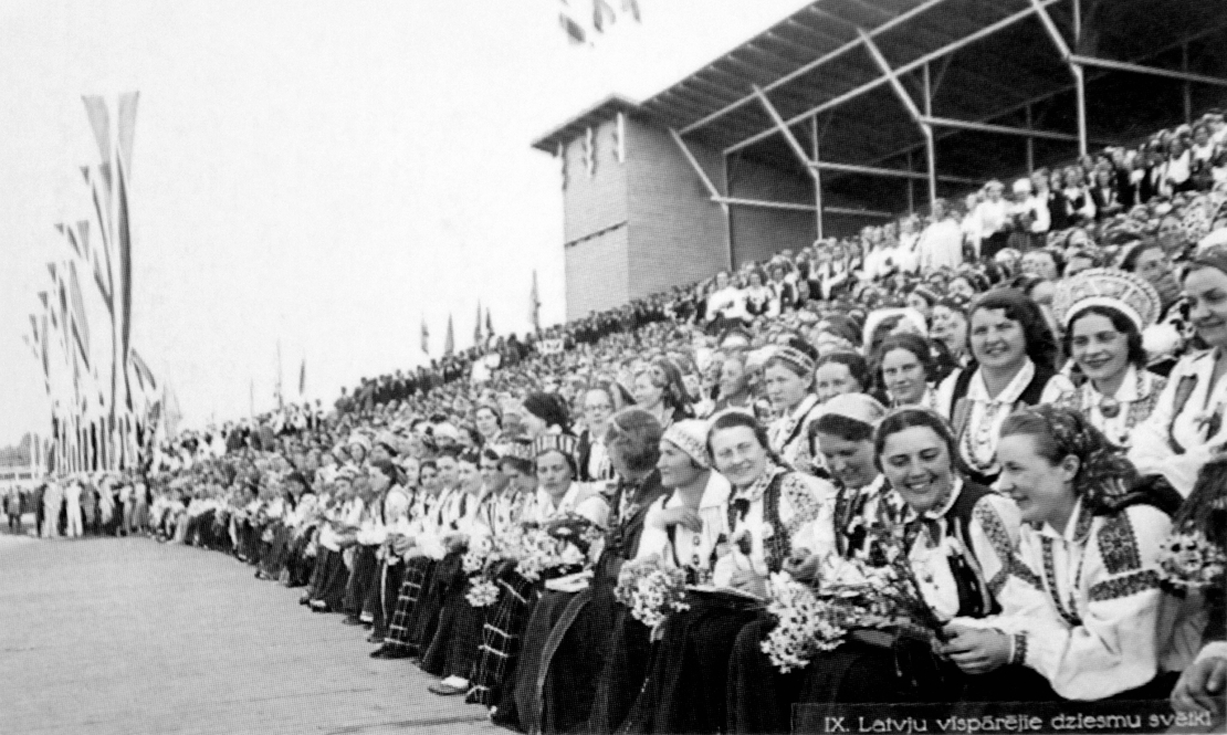 Koristi IX Vispārējos latviešu dziesmu svētkos 1938. gadā.