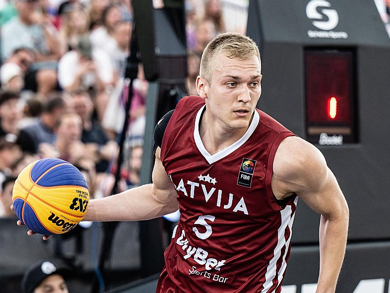 Francis Lācis 3x3 basketbolā ienācis ar lielu apņēmību, ko nesalauza pat Latvijas klasiskā basketbola izlases galvenā trenera Lukas Banki aicinājums atrādīt savas spējas treniņos.