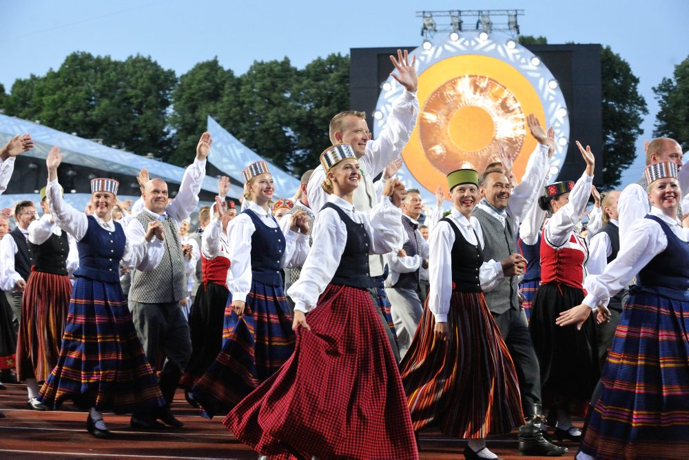 Deju lieluzvedums "Mūžīgais dzinējs".
