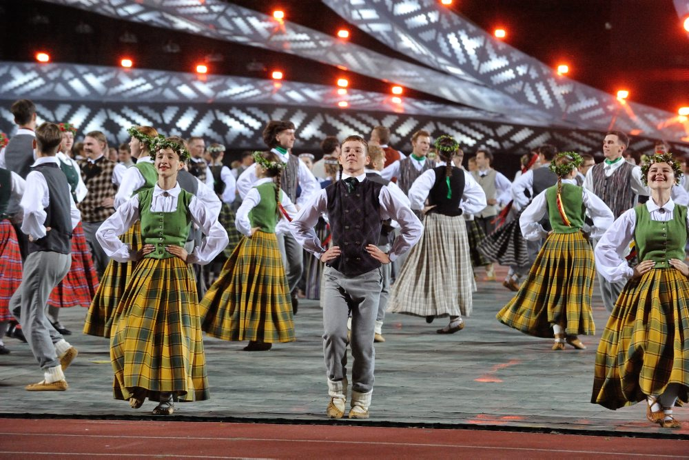 Deju lieluzvedums "Mūžīgais dzinējs".