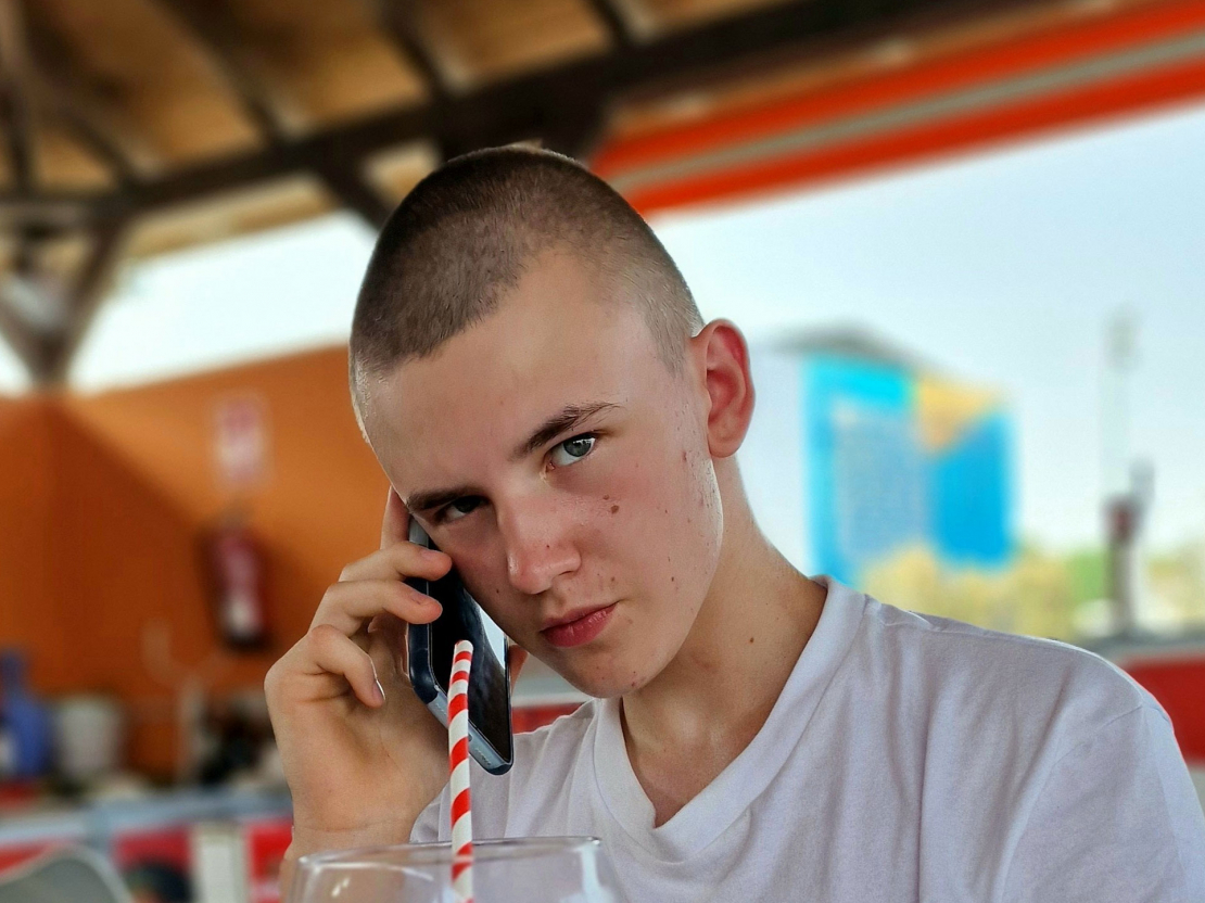 Policija meklē bezvēsts pazudušo nepilngadīgo Emīlu Sēju.
