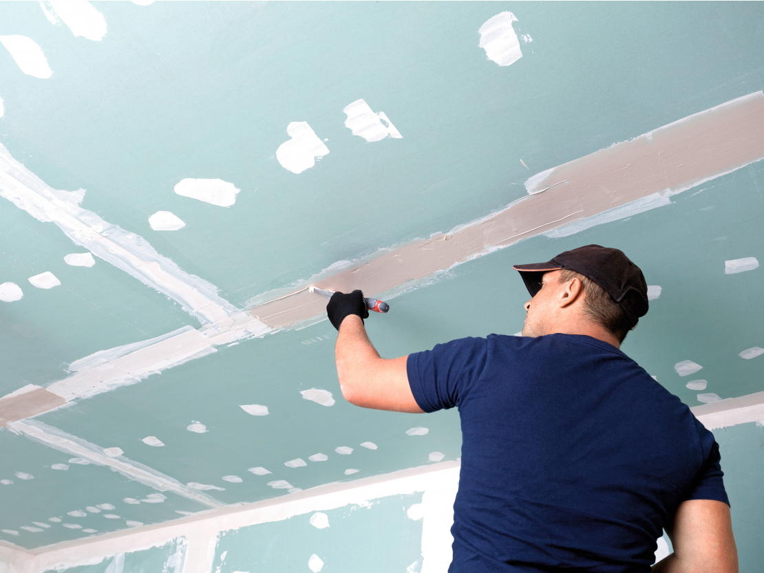 Šuves ir jāšpaktelē, lai lokšņu savienojumu vietas nebūtu redzamas.