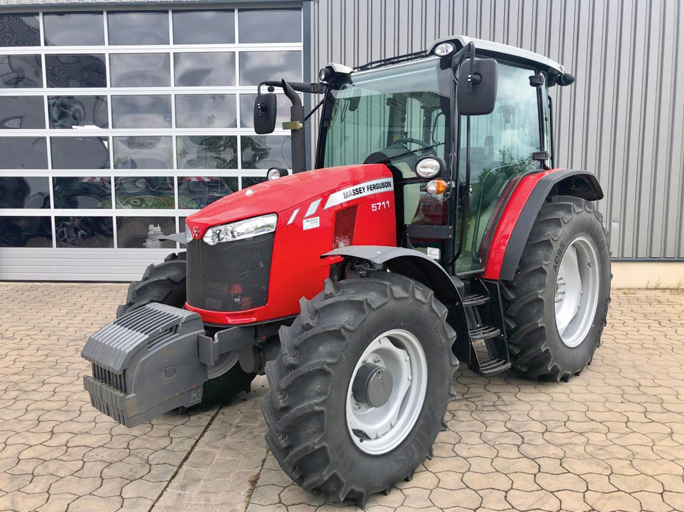 'Massey Ferguson 5711' traktors.