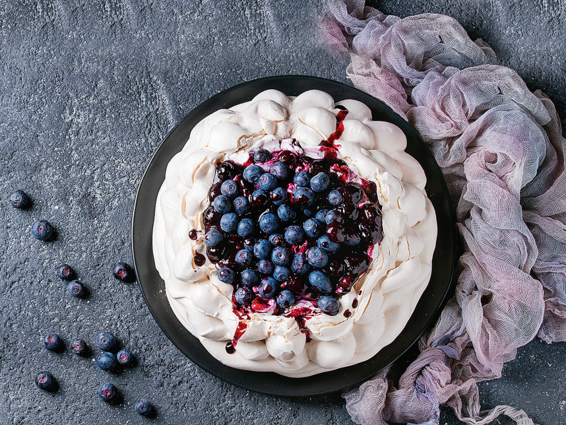 Melleņu Pavlovas kūka.