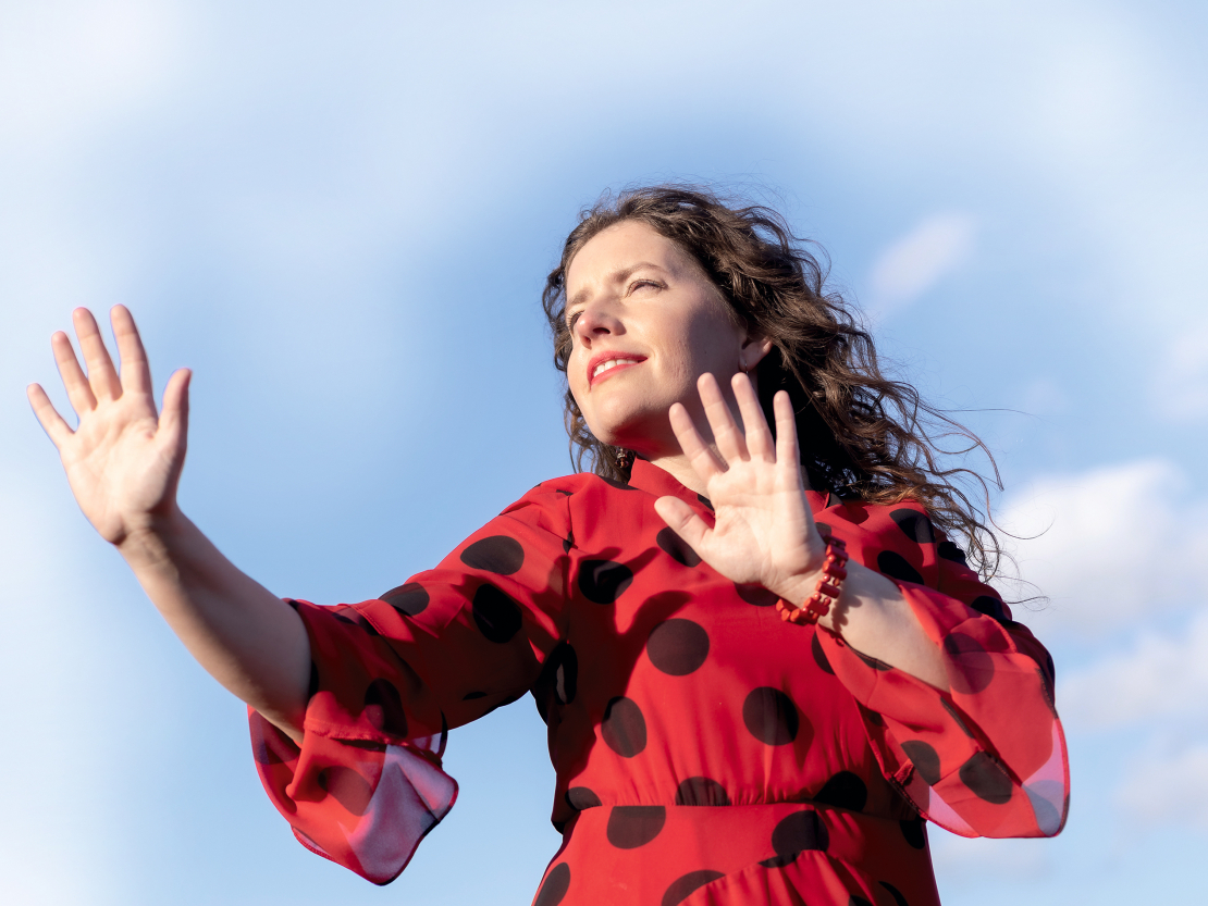 Vecā pasaule par sevi nedomā, skrien pie ārstiem. Tie, kas ir jaunajā pasaulē, apzinās sevi, savu enerģiju. Viņi ikdienā par sevi rūpējas.