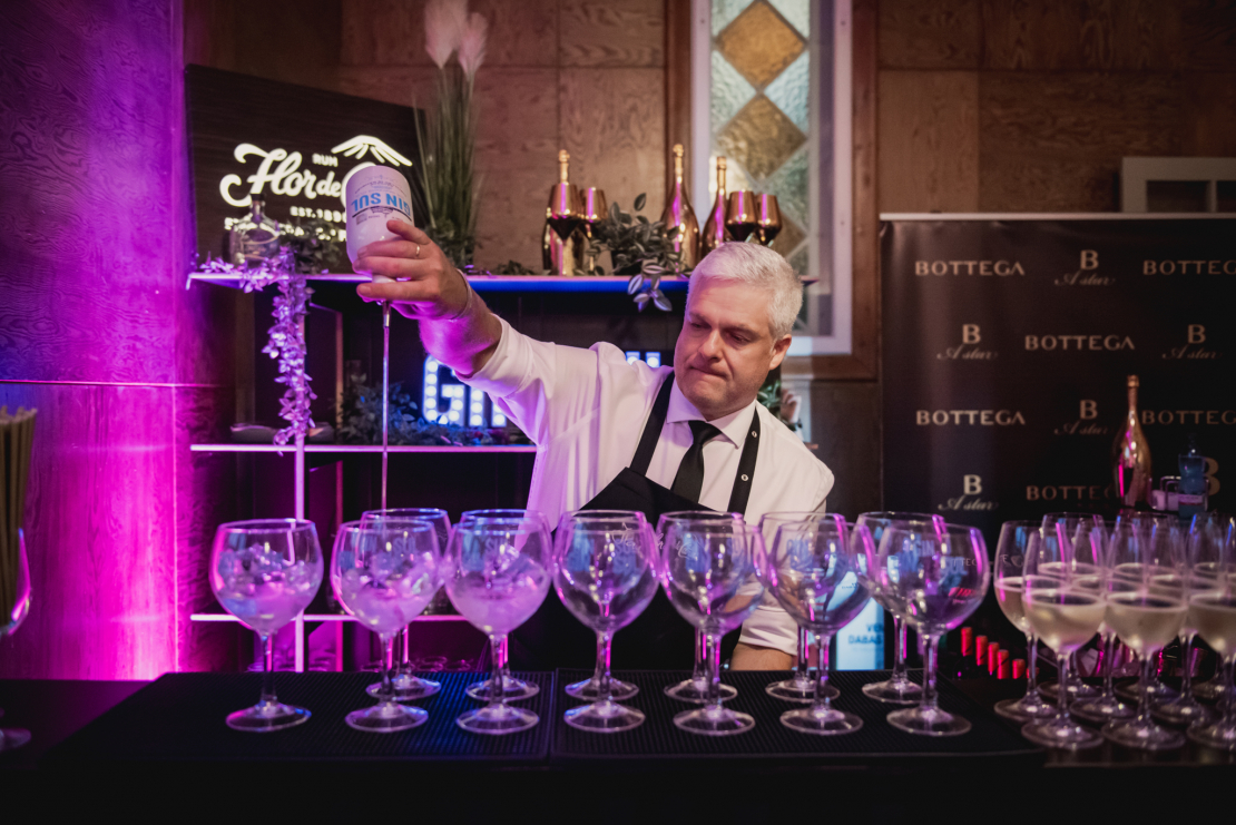 Mūzikas festivāls "Summertime - aicina Inese Galante - 2023". Bārmenis. 