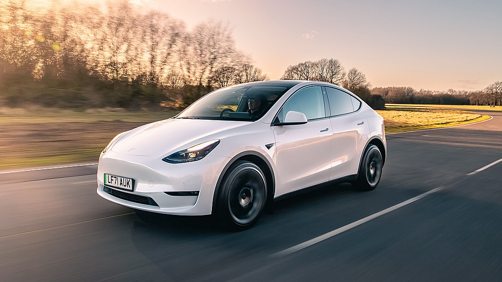 Visvairāk pirktais auto Eiropā šī gada pirmajā pusē ir "Tesla Model Y".