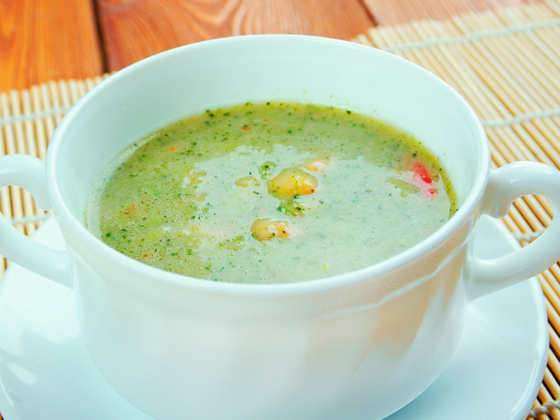 Cūku pupu un bekona zupa
.