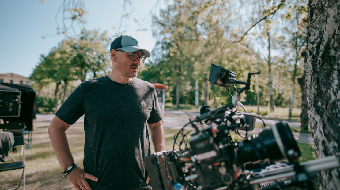 LMT komēdijseriāla "Pilna pastkaste" filmēšana Ķemeros.
