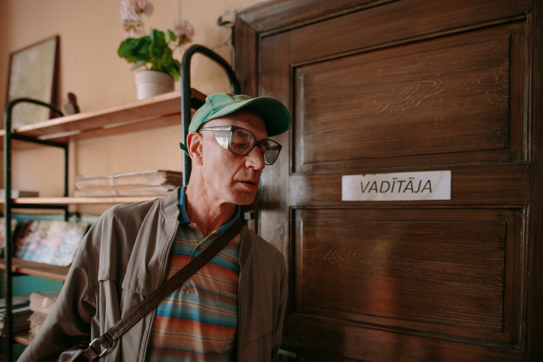 LMT komēdijseriāla "Pilna pastkaste" filmēšana Ķemeros. Ģirts Krūmiņš.