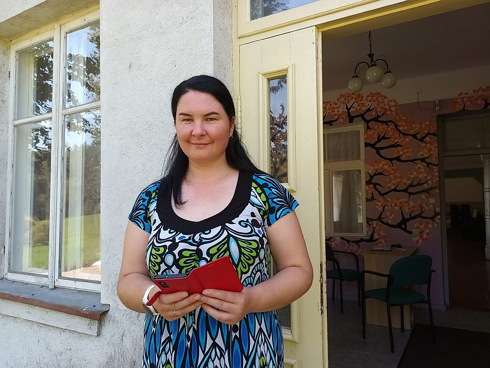Madara Mažajeva: "Kad par kādu cilvēku rāda un stāsta, piemēram, televīzijā, viss šķiet labi un cerīgi. Bet, kad tas pats cilvēks tiek valdībā, pēkšņi viņš mainās un viss paliek pa vecam."