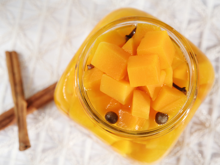 Ķirbji, marinēti ar citronskābi.