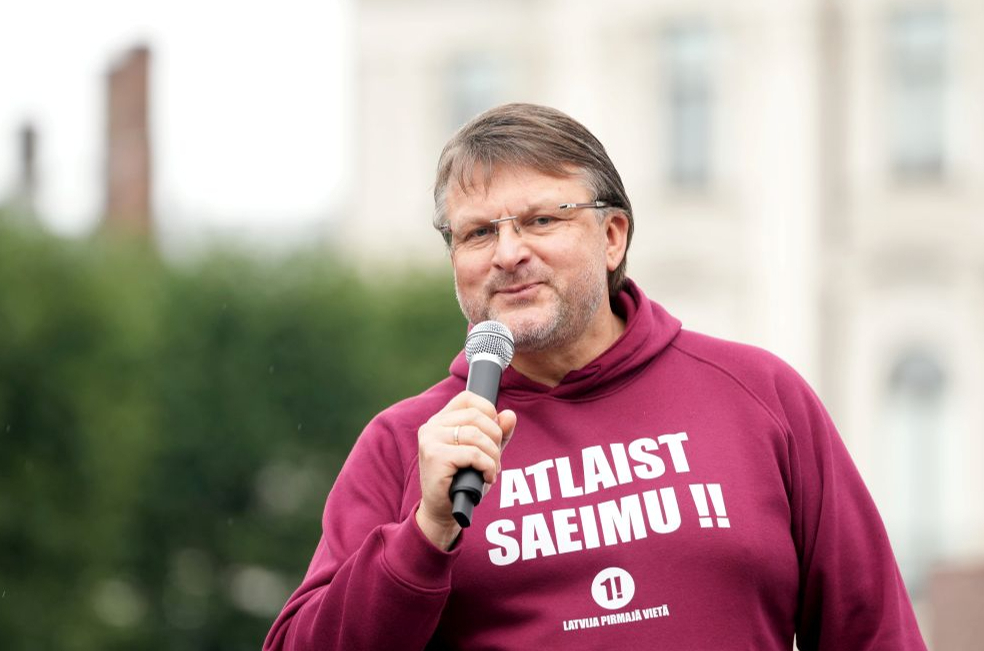 Ainārs Šlesers.