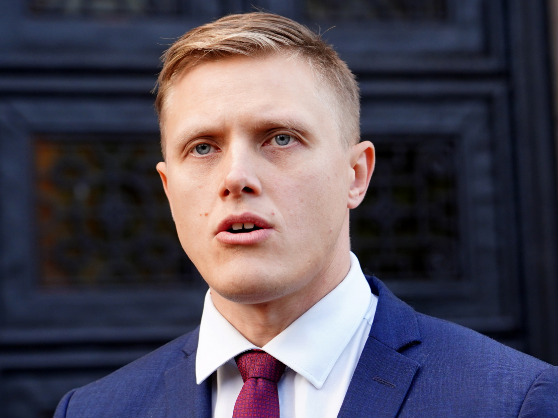Nacionālās apvienības “Visu Latvijai!” – “Tēvzemei un Brīvībai/LNNK” priekšsēdētāja vietnieks, Saeimas deputāts Jānis Dombrava.