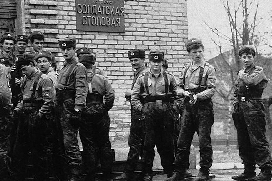 Krievijas armijas karavīri Viļņā 1992. gadā.