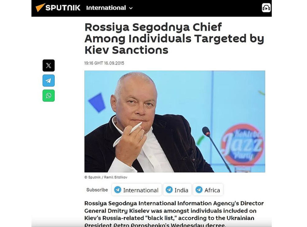 Apsūdzētie savulaik publicējās Krievijas propagandas medija "Rossiya Segodnya" interneta vietnēs "Sputnik" un "Baltnews", kuru darbība Latvijā apturēta.