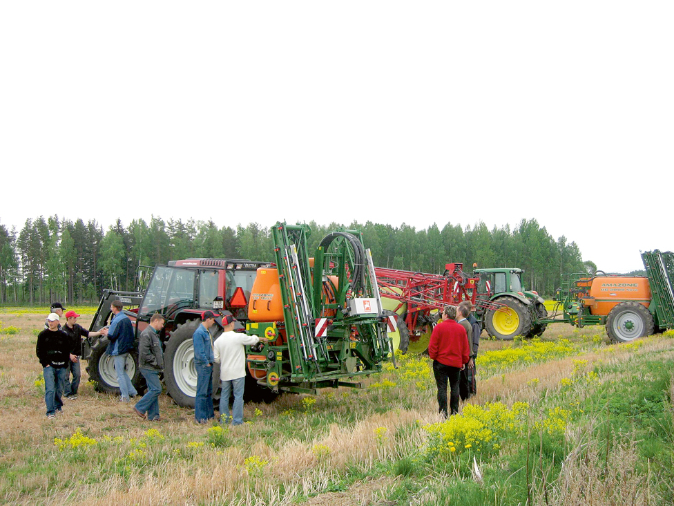 Smidzinātāja pārbaudēm jābūt periodiskām.