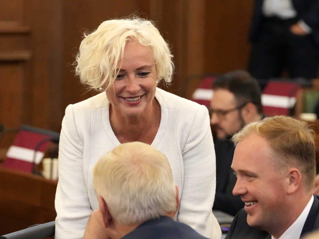 Saeimas deputāte Daiga Mieriņa piedalās Saeimas ārkārtas sēdē, kurā paredzēts ievēlēt Saeimas priekšsēdētāju.