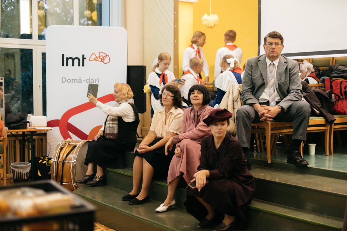 Kadrs no Dzintara Dreiberga filmas par basketbola komandu "TTT".