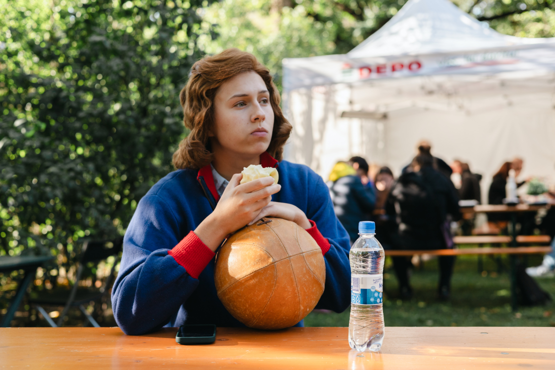 Kadrs no Dzintara Dreiberga filmas par basketbola komandu "TTT".