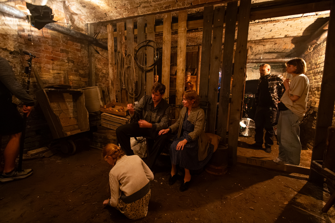 Kadrs no Dzintara Dreiberga filmas par basketbola komandu "TTT".