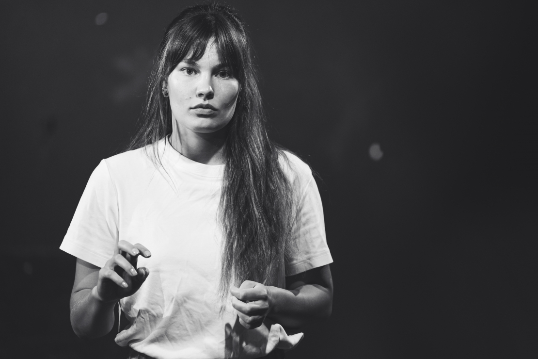 Dailes teātrī top "Krietnā puiša rituāla nokaušana". Marta Lovisa Jančevska.