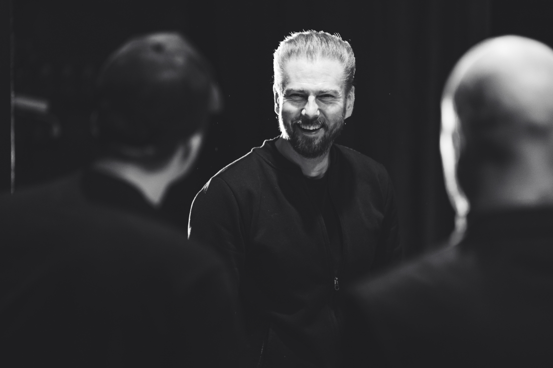 Dailes teātrī top "Krietnā puiša rituāla nokaušana".