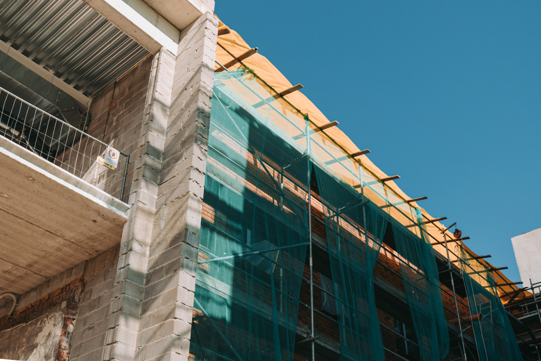 Valmieras Drāmas teātrī turpinās būvdarbi.