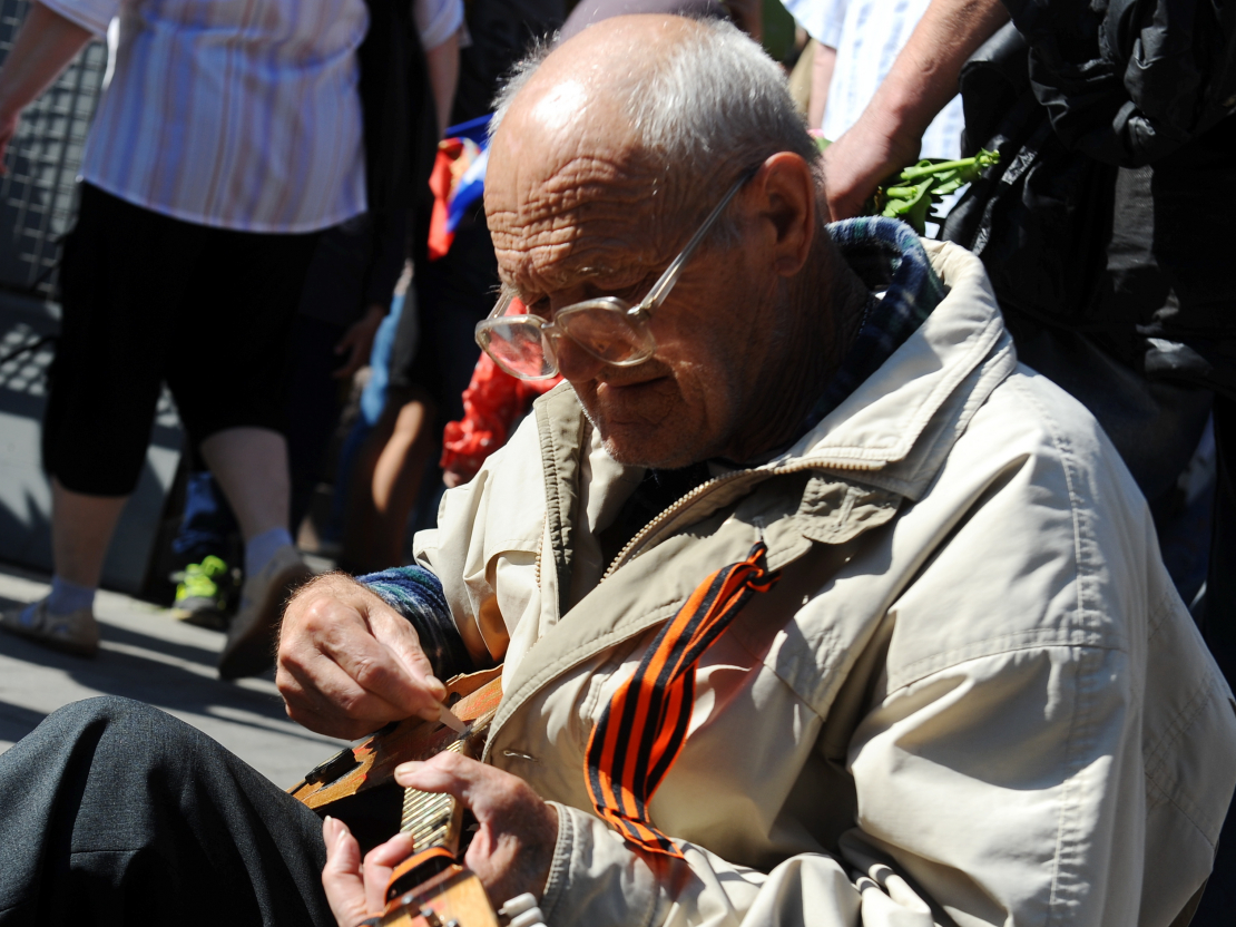9. maija svētki. Krievu pensionārs. 