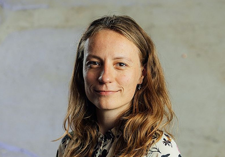 Latvijas Sociālās uzņēmējdarbības asociācijas (LSUA) vadītāja Regita Zeiļa: "Sociāli atbildīgi publiskie iepirkumi ir tēma, kas pēdējos gados skan arvien biežāk, un konkrētas pašvaldības, piemēram, Ogres, Limbažu, Ludzas, sāk tādus arī izsludināt."