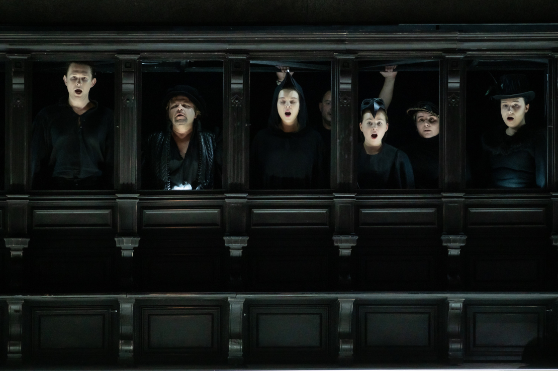 Džuzepes Verdi operas "Dons Karloss" jauniestudējums.
