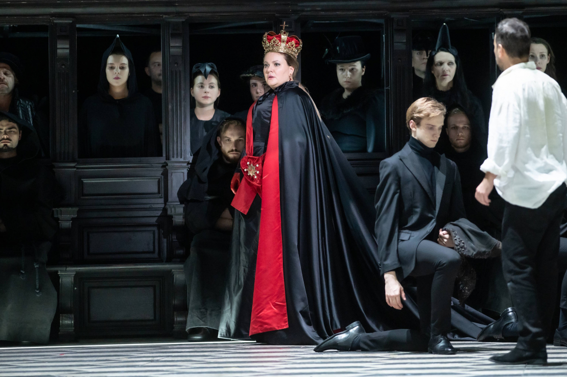Džuzepes Verdi operas "Dons Karloss" jauniestudējums.