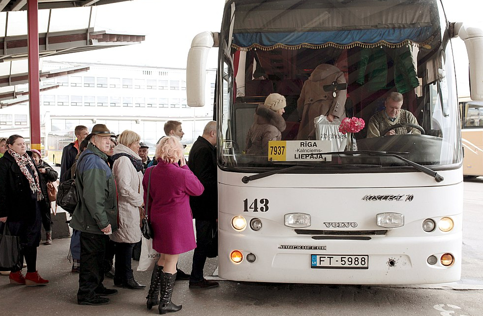 Pasažieru autobuss. 