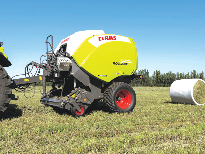 'Claas Rollant 540' savācējprese. 