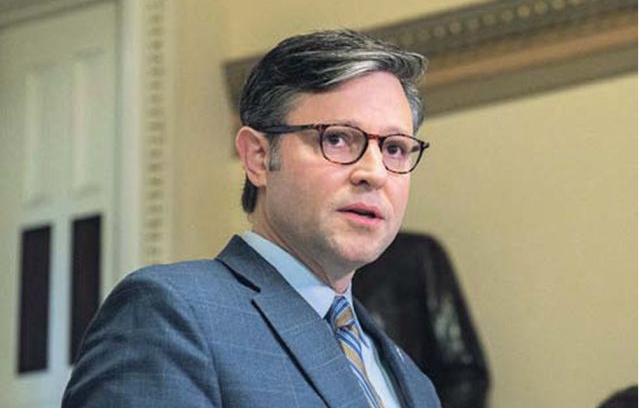 ASV Pārstāvju palātas republikāņi spīkera Maika Džonsona (attēlā) vadībā ir ierosinājuši likumprojektu, kurā paredzēta palīdzība Izraēlai, bet, pretēji prezidenta Džo Baidena aicinājumam, finansējums Ukrainai un citas Baltā nama prioritātes nav iekļautas.