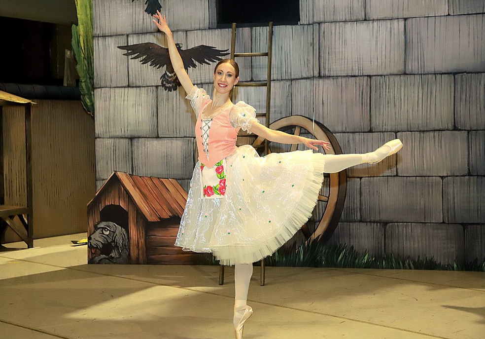 Jolanta Lubēja: "Baleta inscenētājs no dejotājiem mākslinieciski un fiziski prasa visu iespējamo, ko vien no mums var izdabūt. Kā augstākajā līgā."
