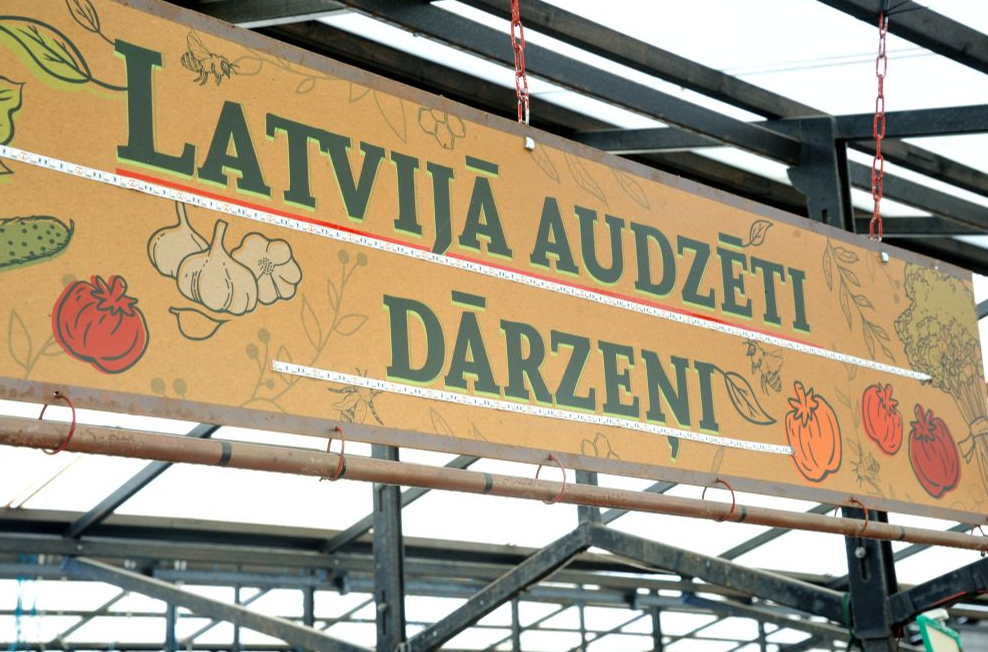 Uzraksts Rīgas Centrāltirgū.