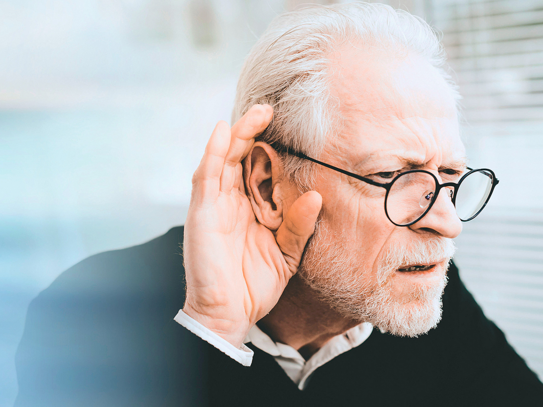 Statistika liecina, ka pēc 60 gadu vecuma trešajai daļai cilvēku ir kādas dzirdes izmaiņas.