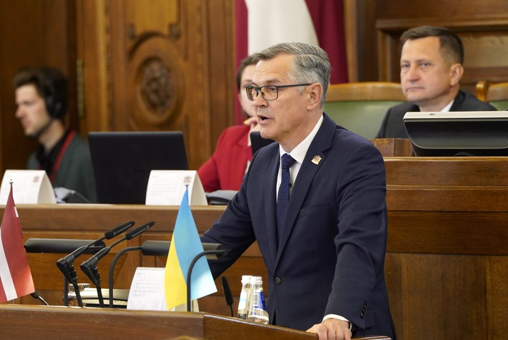 Nacionālās drošības komisijas priekšsēdētājs Ainars Latkovskis ("JV").