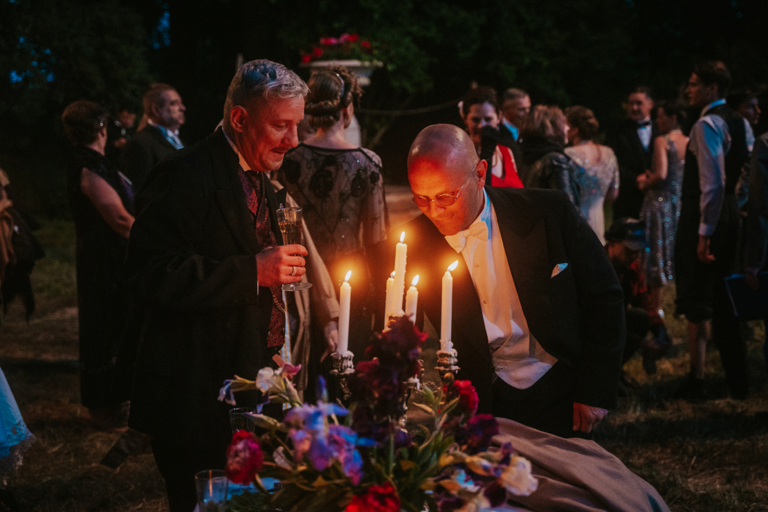 Daudzsēriju filma "Pansija pilī".