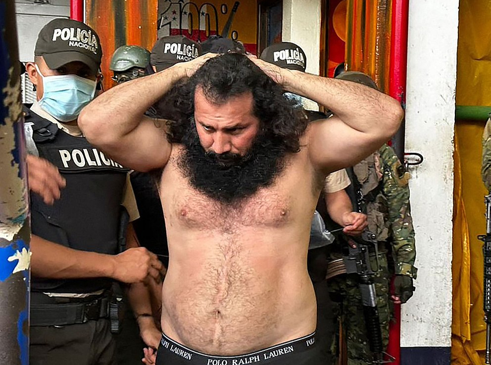 Kriminālnoziedznieku grupējuma "Los Choneros" boss Hosē Adolfo Masiass Viljamars, saukts par Fito. 