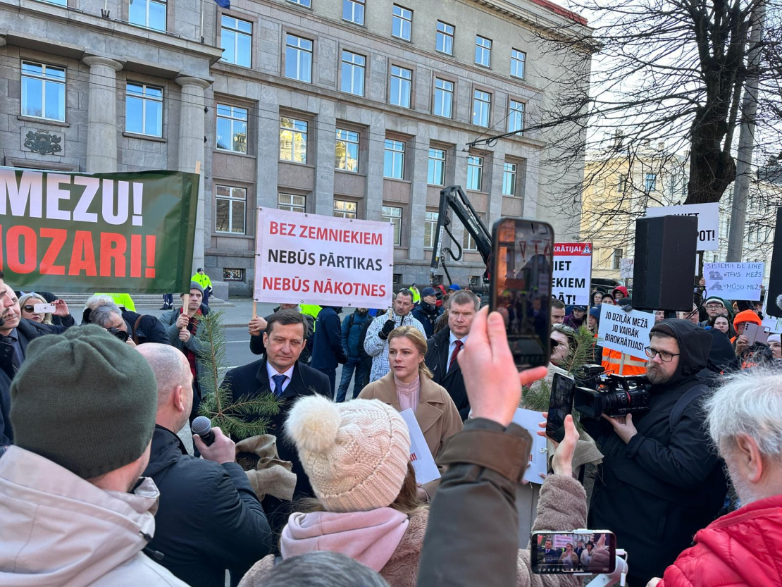 Lauksaimnieku un meža nozares pārstāvju protesta akcija.