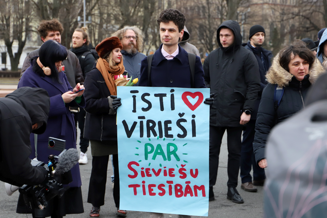 Sieviešu solidaritātes gājiens.