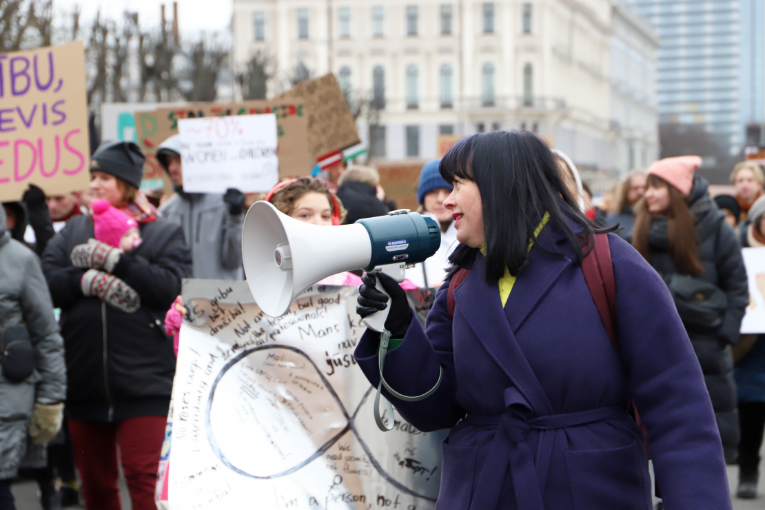 Sieviešu solidaritātes gājiens.