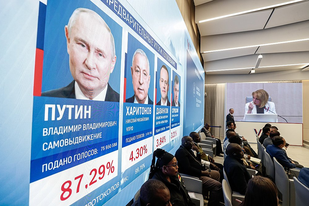 Krievijas Centrālā vēlēšanu komisija šogad paziņoja, ka prezidenta vēlēšanās par Vladimiru Putinu balsojuši vairāk nekā 87% vēlētāju.