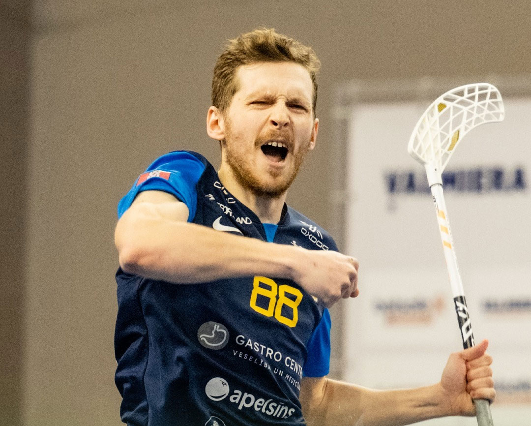 "Masters/Ulbroka" florbolists Rolands Kovaļevskis.