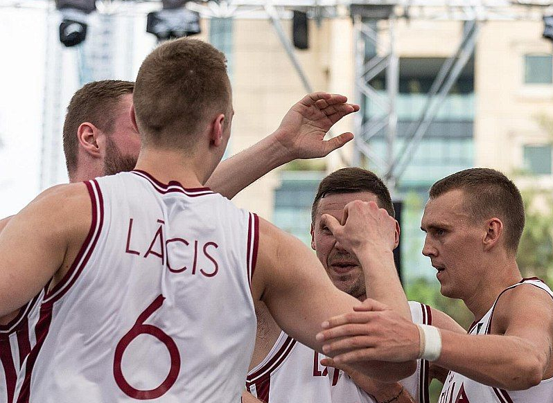 Latvijas 3x3 basketbolisti nopelnījuši tiesības Parīzē aizstāvēt Tokijā iegūto olimpisko čempionu titulu, bet tikai laiks rādīs, vai un kādā sastāvā komanda dosies uz olimpiādi.