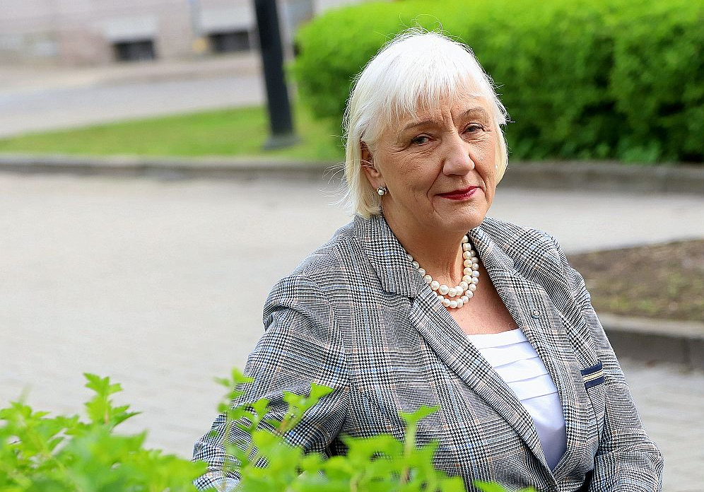 Velta Čebotarenoka: "Es aicinātu Latvijas sabiedrību, vienalga, kādas tautības Latvijas cilvēkus, saņemties, beigt kasīties par sīkumiem."